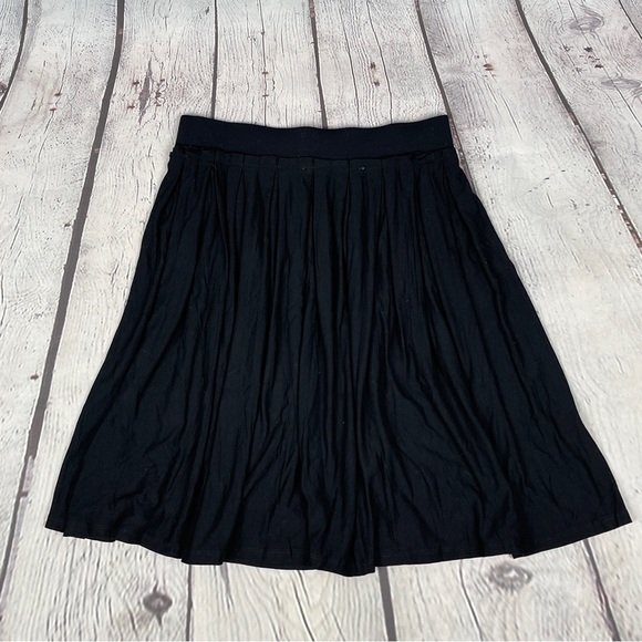 DESIGUAL black pleated lightweight skirt fun doodles floral, size S - Picture 10 of 14
